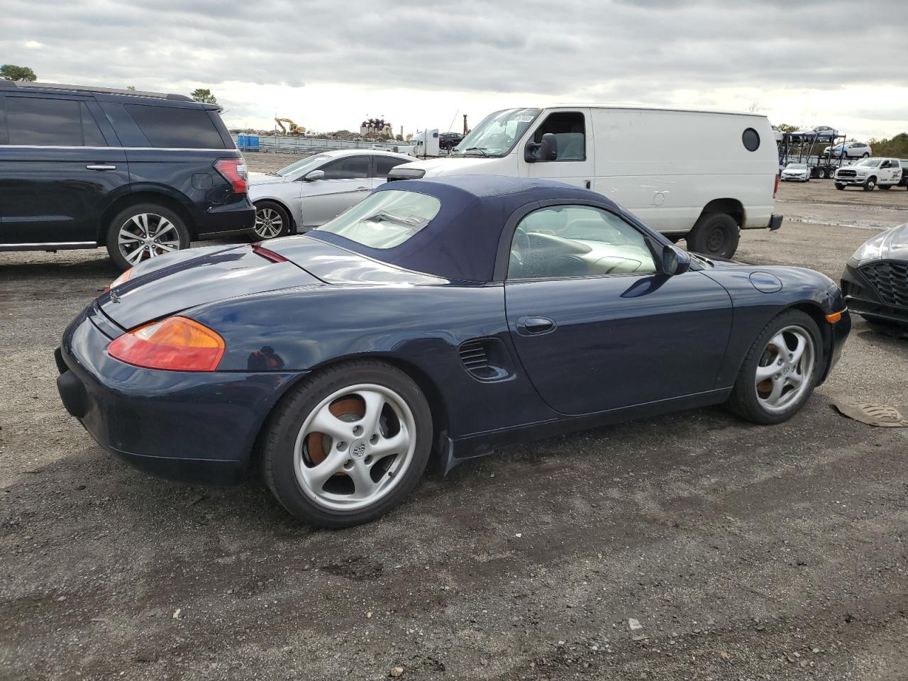 WP0CA2987YU628253 2000 Porsche Boxster