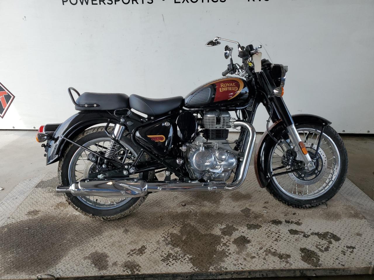 ME3FAP205PV300054 ROYL ENFIELD 2023