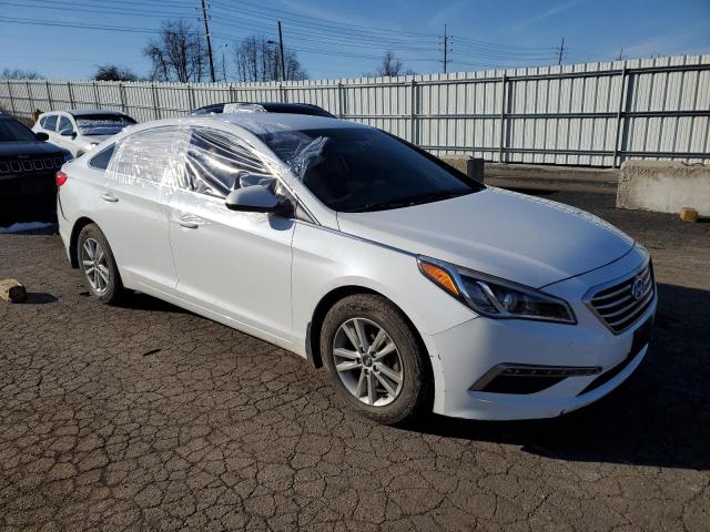 2015 HYUNDAI SONATA SE 5NPE24AF9FH218900
