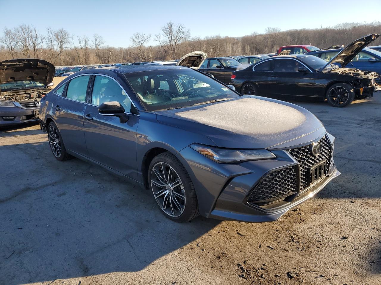 2022 Toyota Avalon Touring vin: 1FTYR3XM1HKB42277