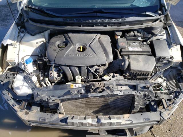 KNAFK4A63F5271111 KIA FORTE LX