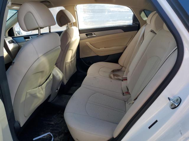2015 HYUNDAI SONATA SE 5NPE24AF9FH218900