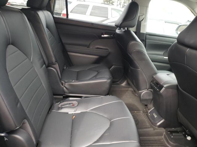 2022 TOYOTA HIGHLANDER - 5TDGZRAH8NS545784