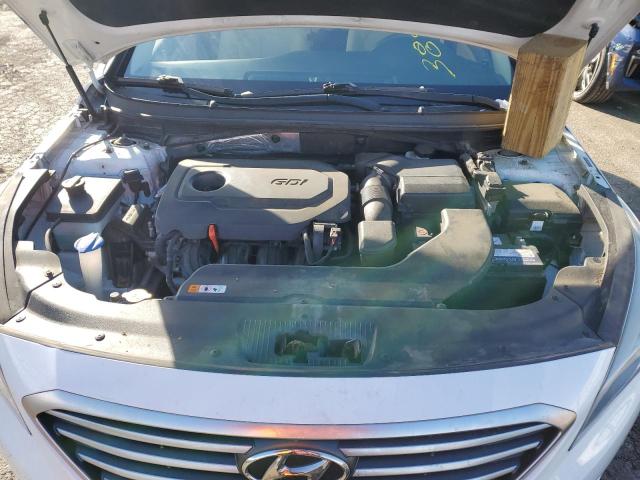 2015 HYUNDAI SONATA SE 5NPE24AF9FH218900