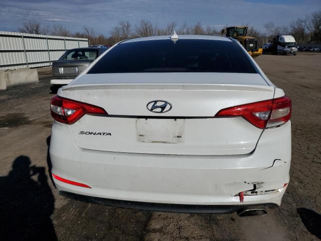 2015 HYUNDAI SONATA SE 5NPE24AF9FH218900