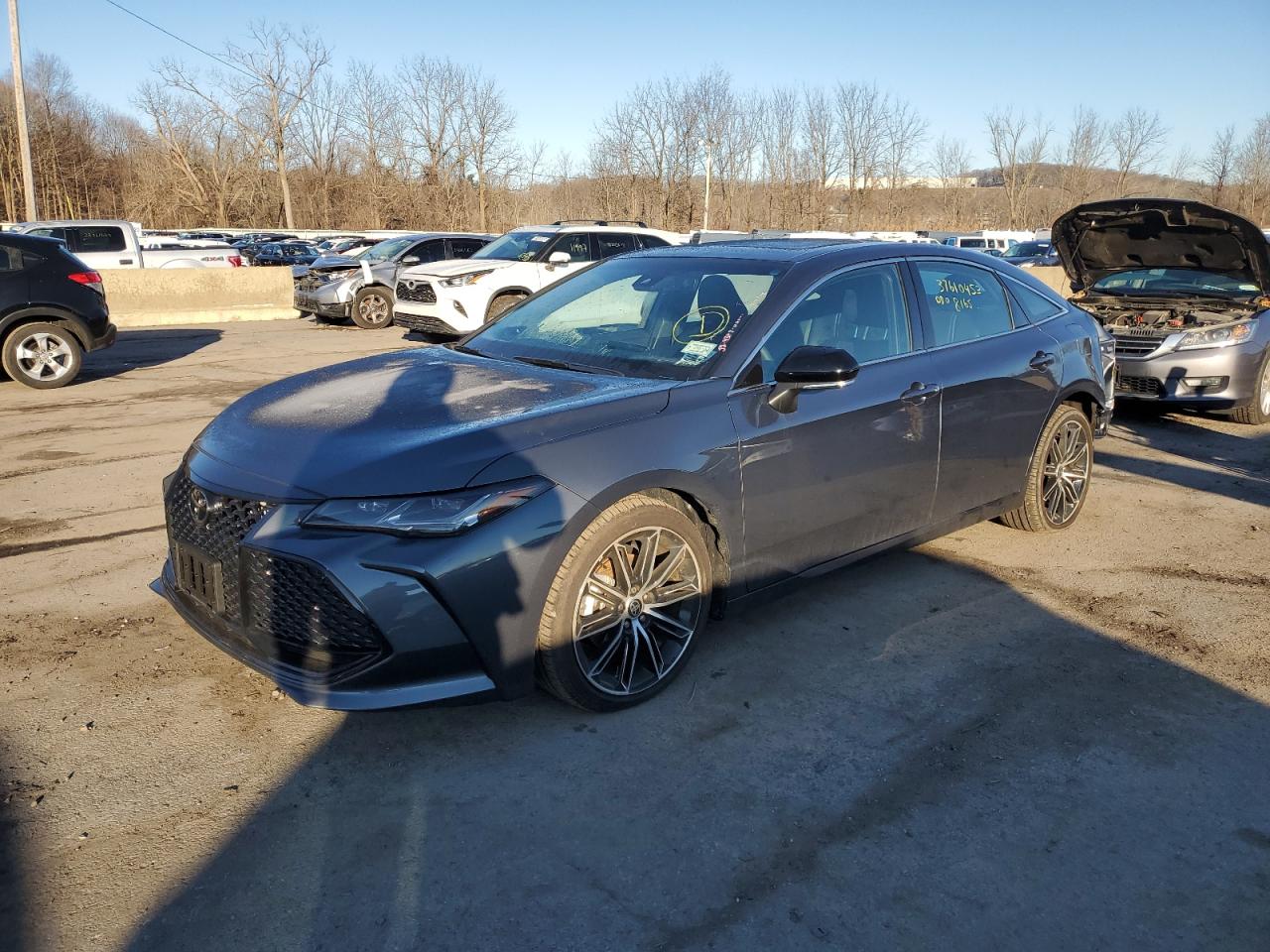 2022 Toyota Avalon Touring vin: 1FTYR3XM1HKB42277