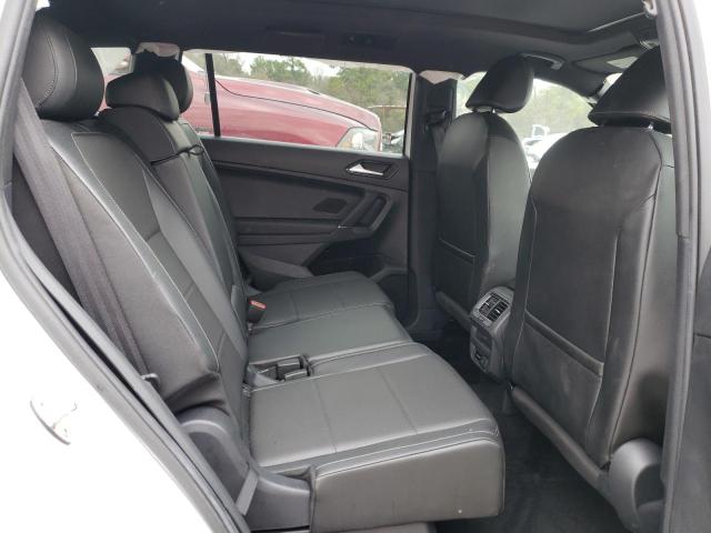2018 VOLKSWAGEN TIGUAN SE 3VV3B7AX9JM153181