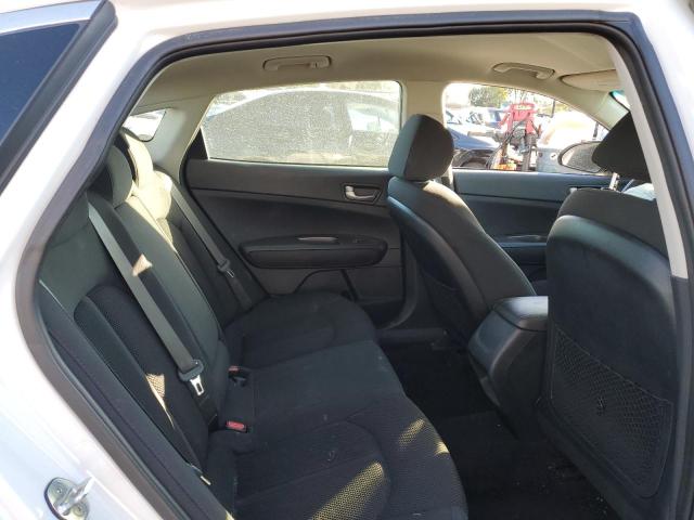 5XXGT4L33KG323768 KIA Optima Lx
