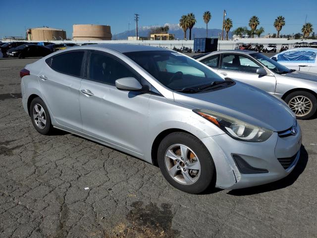 2015 HYUNDAI ELANTRA SE 5NPDH4AE5FH642785