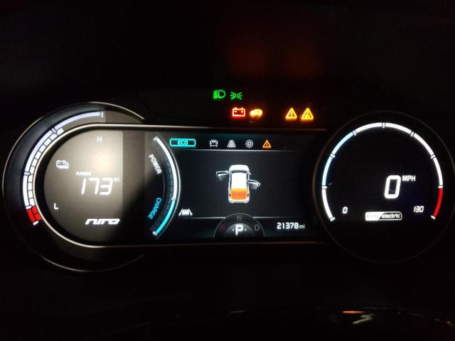 KNDCC3LG4L5047411 KIA NIRO EX