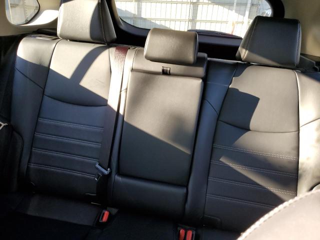 2022 TOYOTA RAV4 XLE P - JTMB6RFV7ND073977