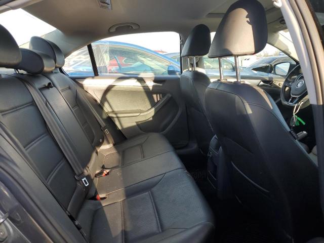 2017 VOLKSWAGEN JETTA SE - 3VWDB7AJ0HM323546