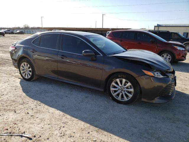 2018 TOYOTA CAMRY L 4T1B11HK6JU556692