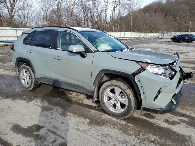 2020 TOYOTA RAV4 XLE - JTMP1RFV7LD524889