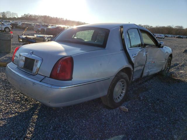 1LNHM81W12Y653266 Lincoln TOWNCAR
