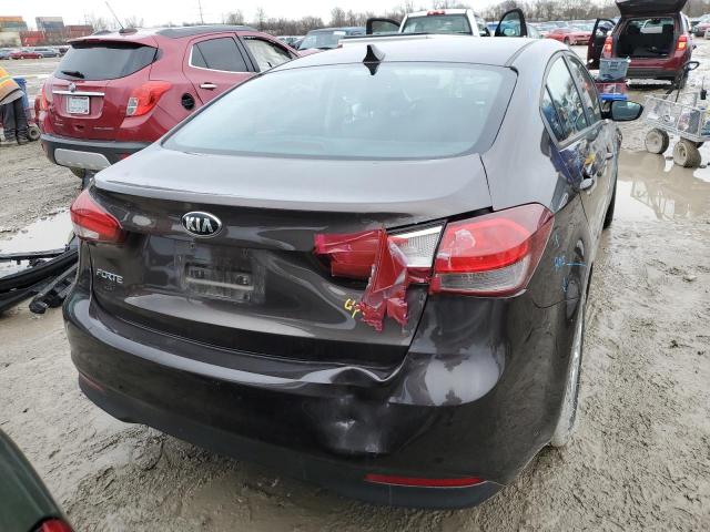 3KPFK4A74HE139235 KIA Forte