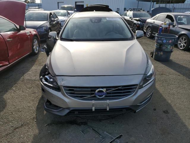 YV140MEM6F1259786 Volvo V60 Platinum