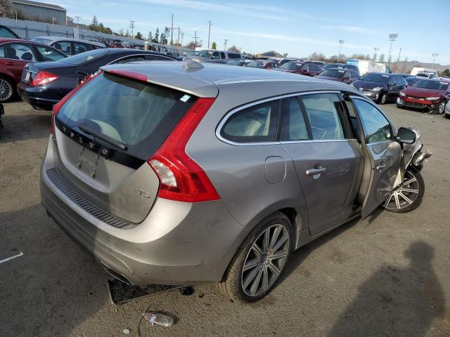 YV140MEM6F1259786 Volvo V60 Platinum