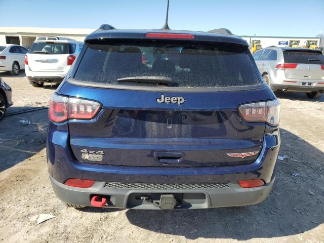 3C4NJDDB2JT130002 Jeep Compass Trailhawk