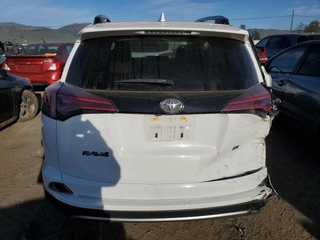 2018 TOYOTA RAV4 SE - JTMNFREV0JJ188785