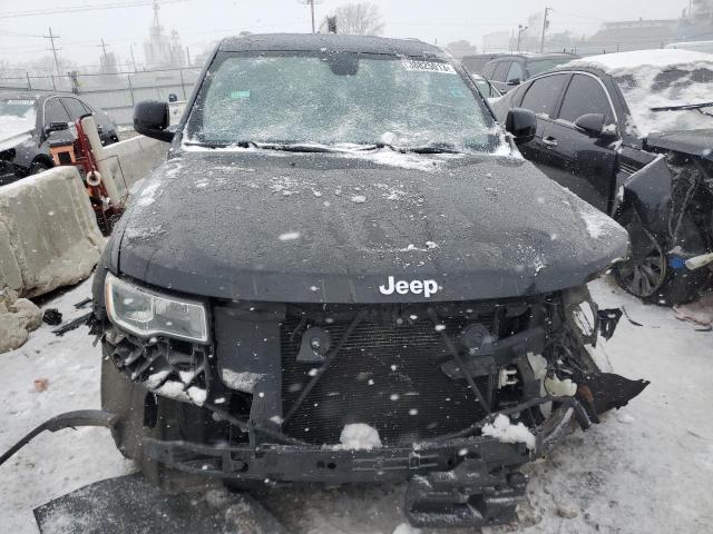 1C4RJFAG5JC212704 Jeep Grand Cherokee Laredo