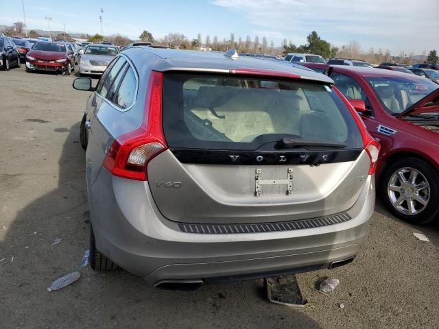 YV140MEM6F1259786 Volvo V60 Platinum