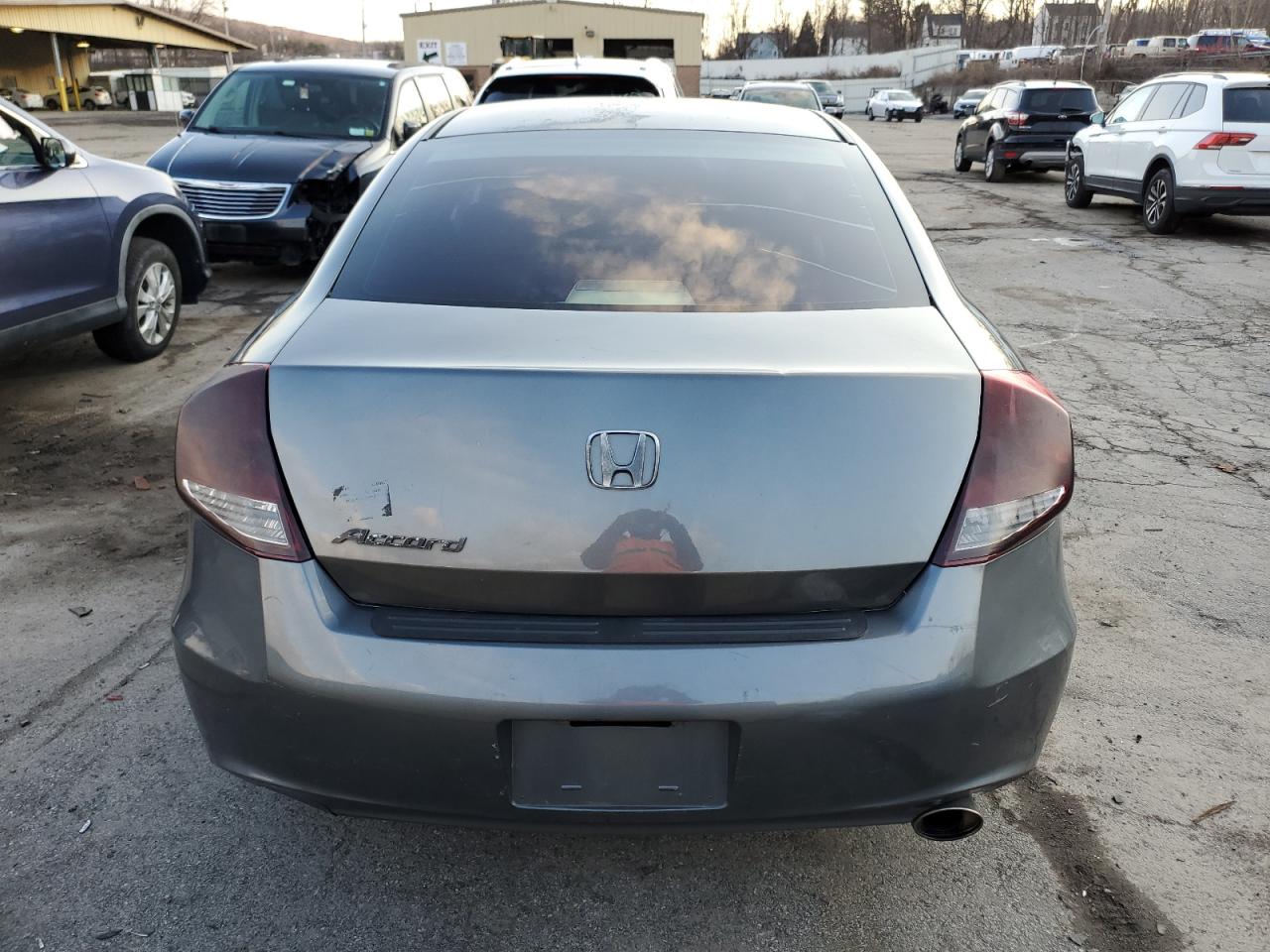 1HGCS1B39BA015454 2011 Honda Accord Lx-S