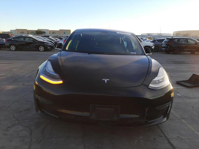 5YJ3E1EAXJF044581 Tesla MODEL 3