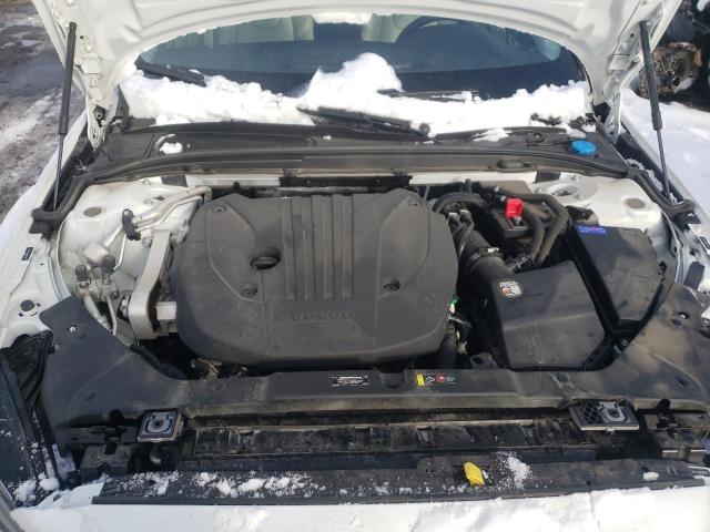 2022 VOLVO S60 B5 MOM - 7JRL12TZXNG189370