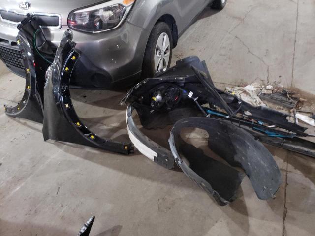 KNDCC3LG4L5047411 KIA NIRO EX