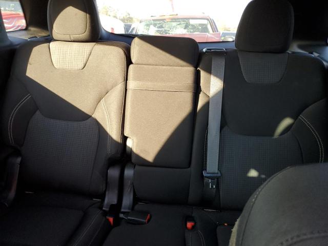 1C4PJLCB1FW762365 Jeep Cherokee Latitude