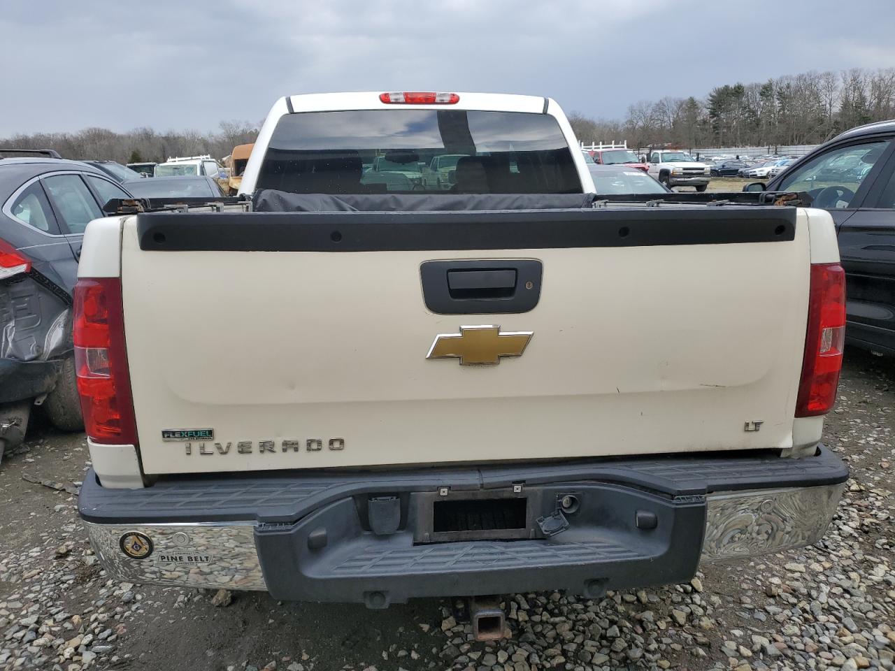 2011 Chevrolet Silverado C1500 Lt VIN: 3GCPCSE03BG321197 Lot: 38751103