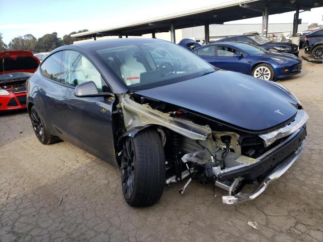 7SAYGDEF8PF611332 Tesla Model Y