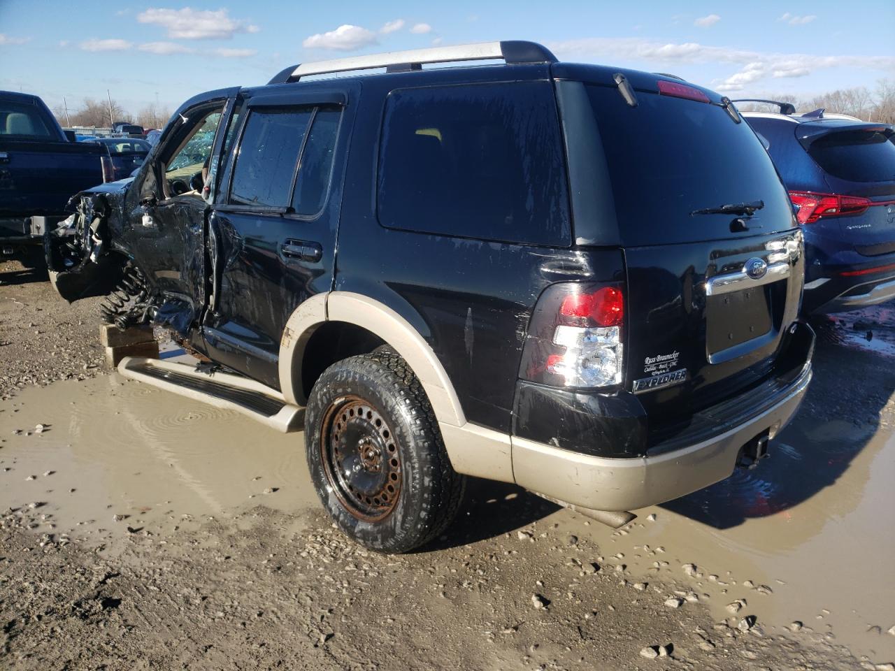 2006 Ford Explorer - Image 3