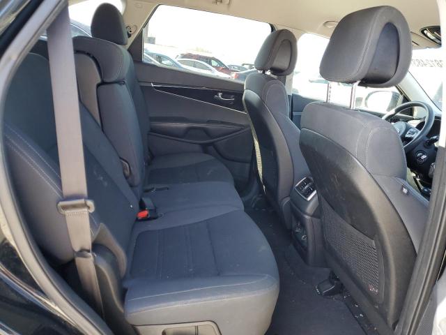 5XYPGDA50GG158676 KIA SORENTO LX