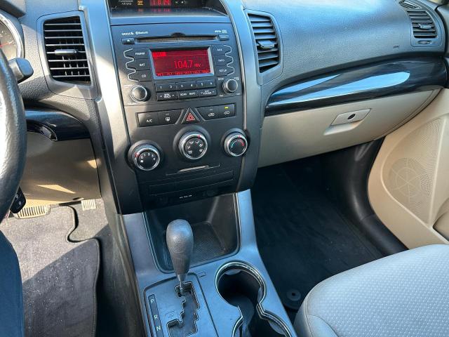 5XYKT3A17BG021787 KIA Sorento Base