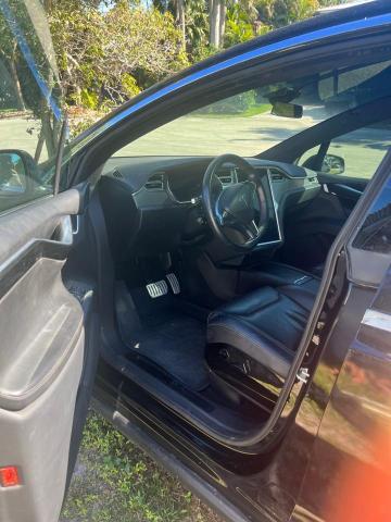 5YJXCAE4XGF002552 Tesla MODEL X
