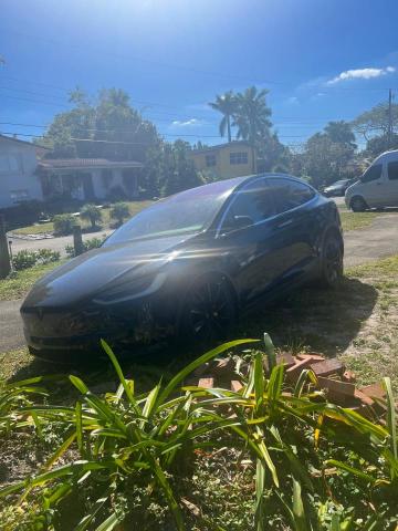 5YJXCAE4XGF002552 Tesla MODEL X