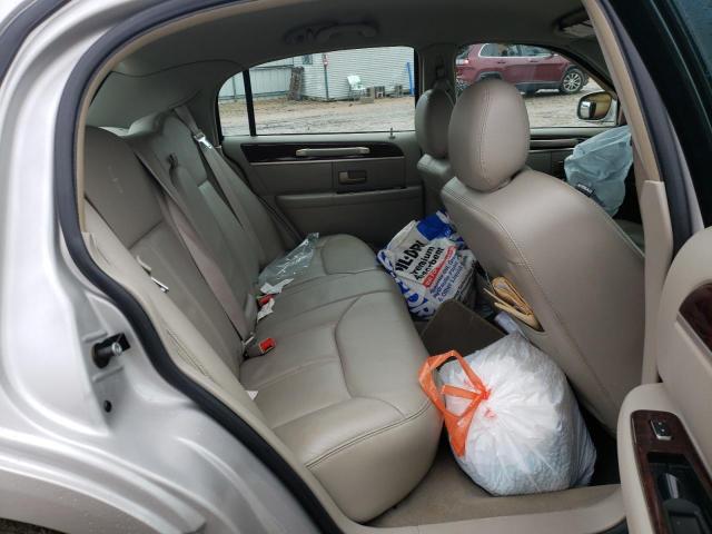 2LNHM82V48X641305 Lincoln TOWNCAR