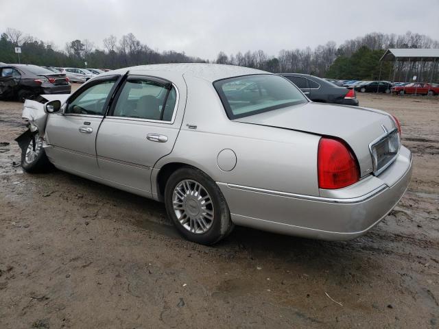 2LNHM82V48X641305 Lincoln TOWNCAR