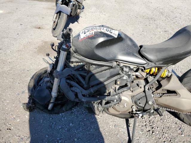 2015 DUCATI MONSTER 82 - ZDM1RBTS9FB009042
