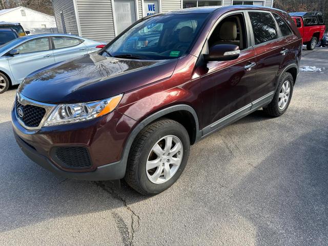 5XYKT3A17BG021787 KIA Sorento Base