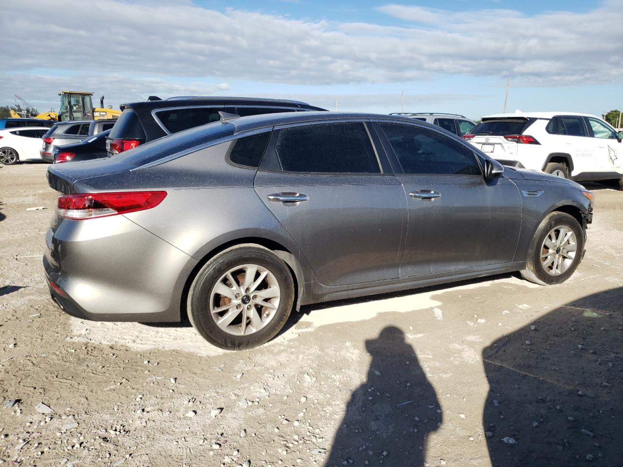 5XXGT4L35GG025634 2016 Kia Optima Lx