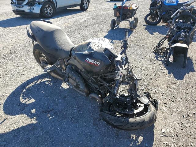 2015 DUCATI MONSTER 82 - ZDM1RBTS9FB009042