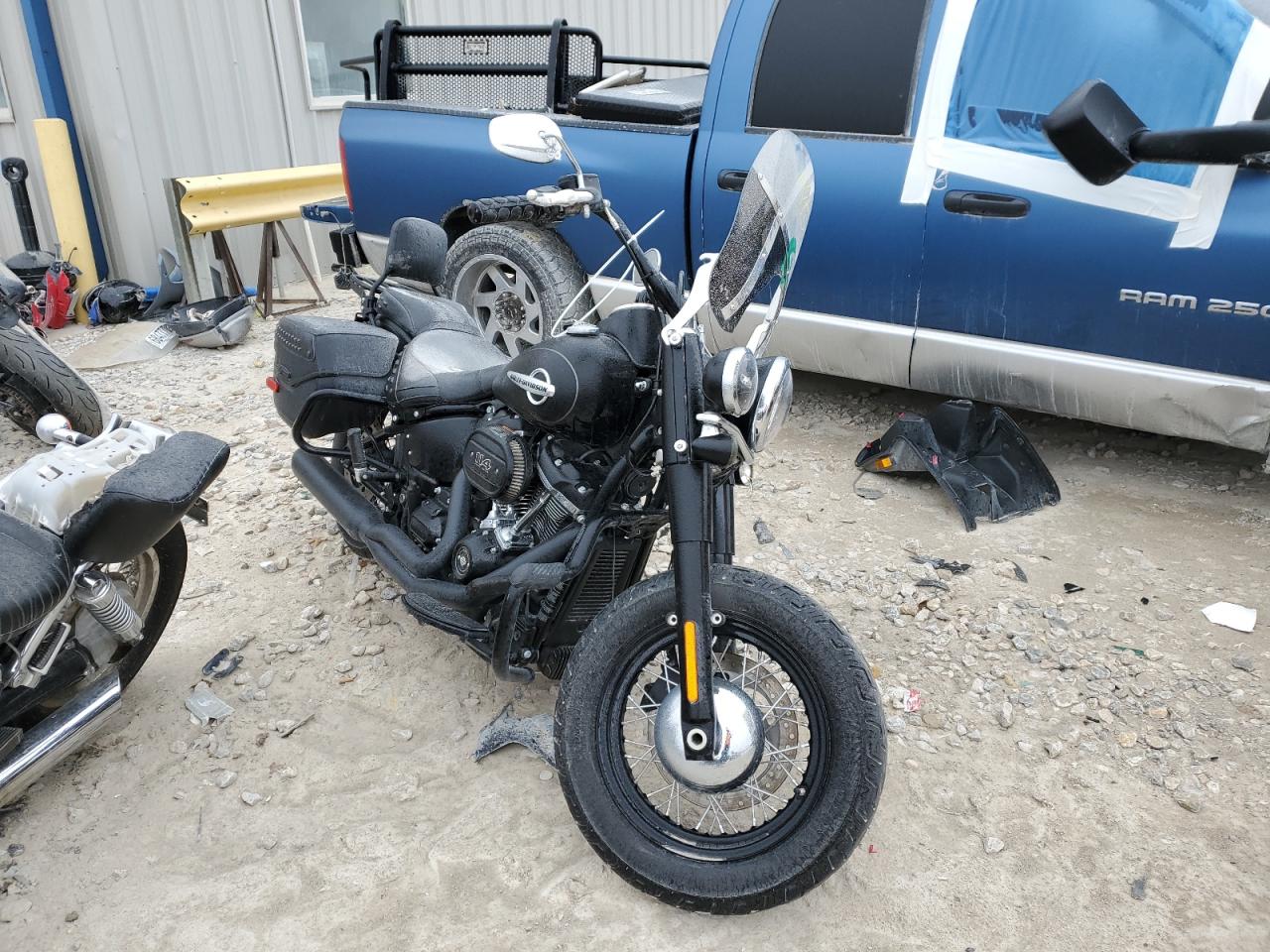 1HD1YBK13JC084327 HARLEY-DAVIDSON FLHCS HERI 2018