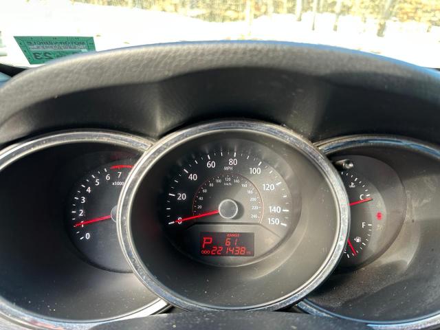5XYKT3A17BG021787 KIA Sorento Base