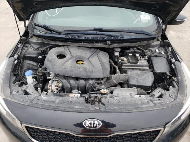 KNAFK5A84H5721553 KIA FORTE LX