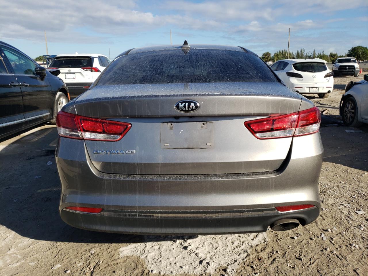 5XXGT4L35GG025634 2016 Kia Optima Lx