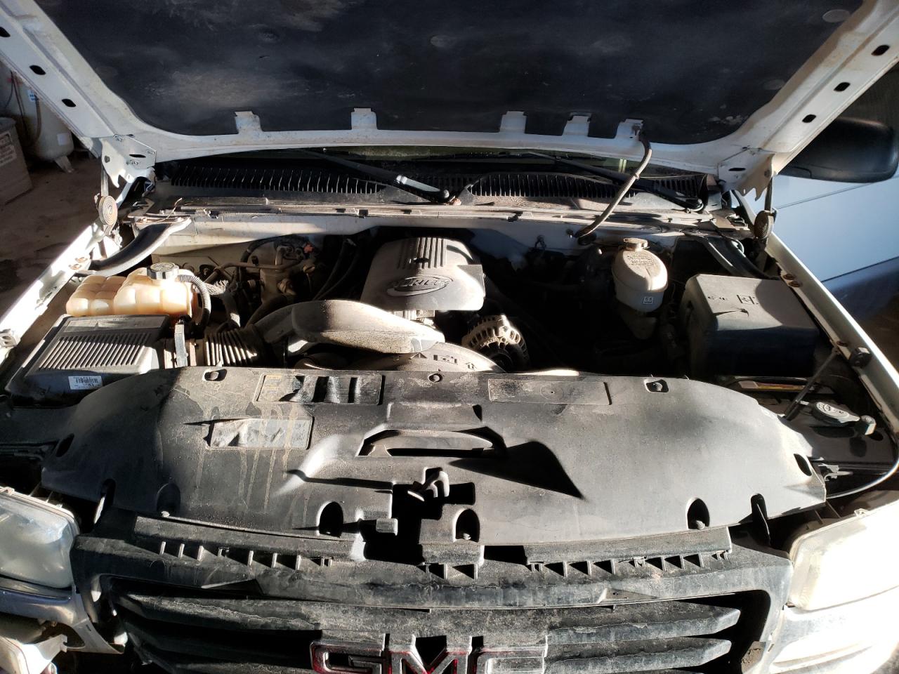 2004 GMC NEW SIERRA K1500 - 2GTEK13T241349490