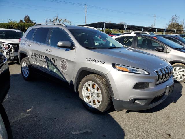 1C4PJLCB5JD538892 Jeep Cherokee Latitude